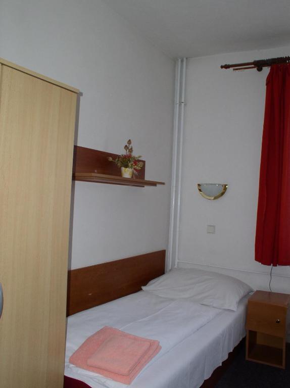 Lazensky Lecebny Dum Praha Hotell Luhačovice Rom bilde