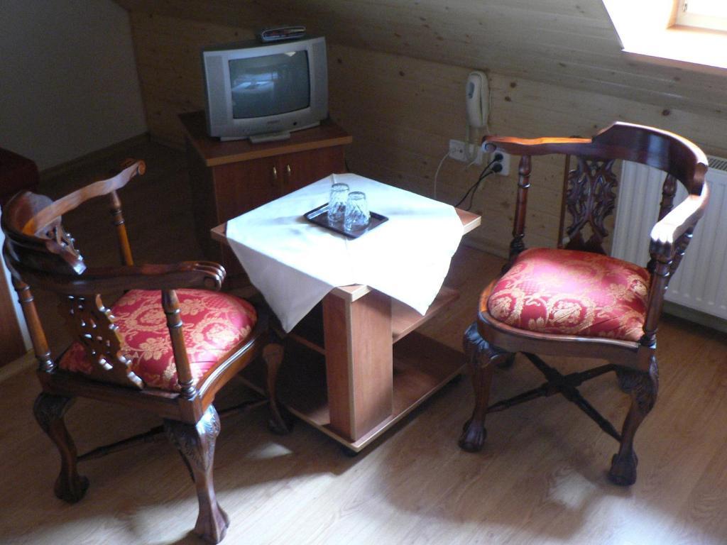 Lazensky Lecebny Dum Praha Hotell Luhačovice Rom bilde